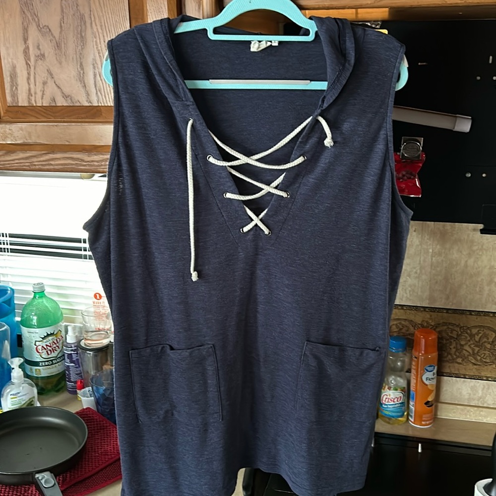 4/$20 1X Simple by Suzanne Betro